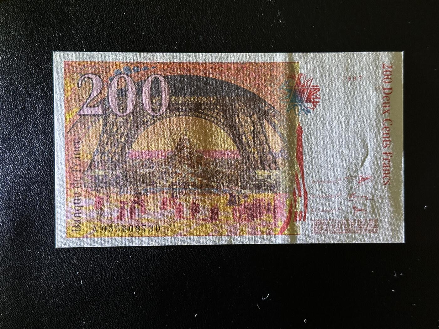 《外钞收藏家》第五百九十五期（优品场）（本平台长期征集拍品、欢迎藏友们联系合作） 1997年法国末版100法郎 全新UNC A冠 