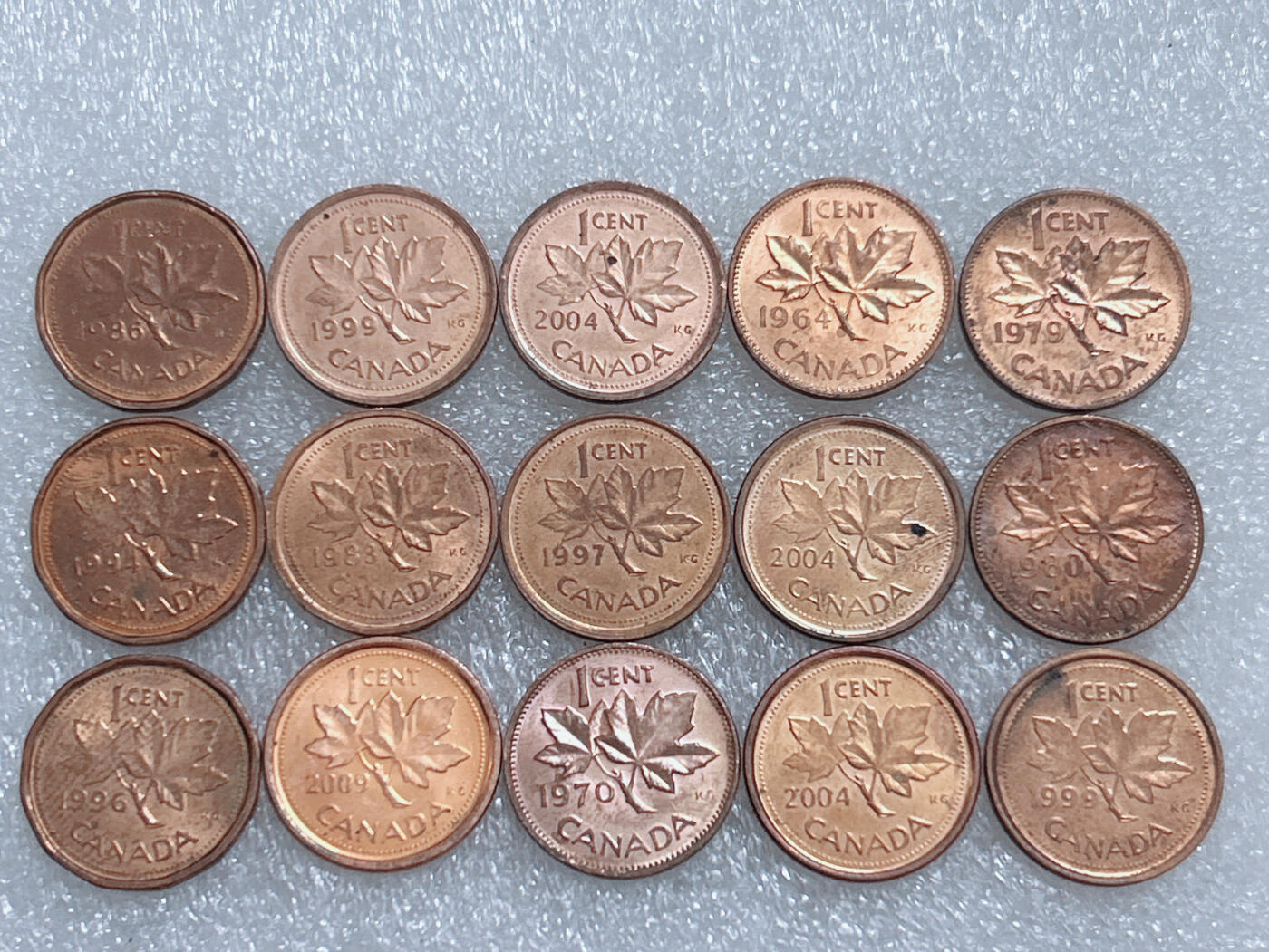 第一海外回流一元起拍收藏 散集专场  第277期 加拿大枫叶1分硬币 15枚