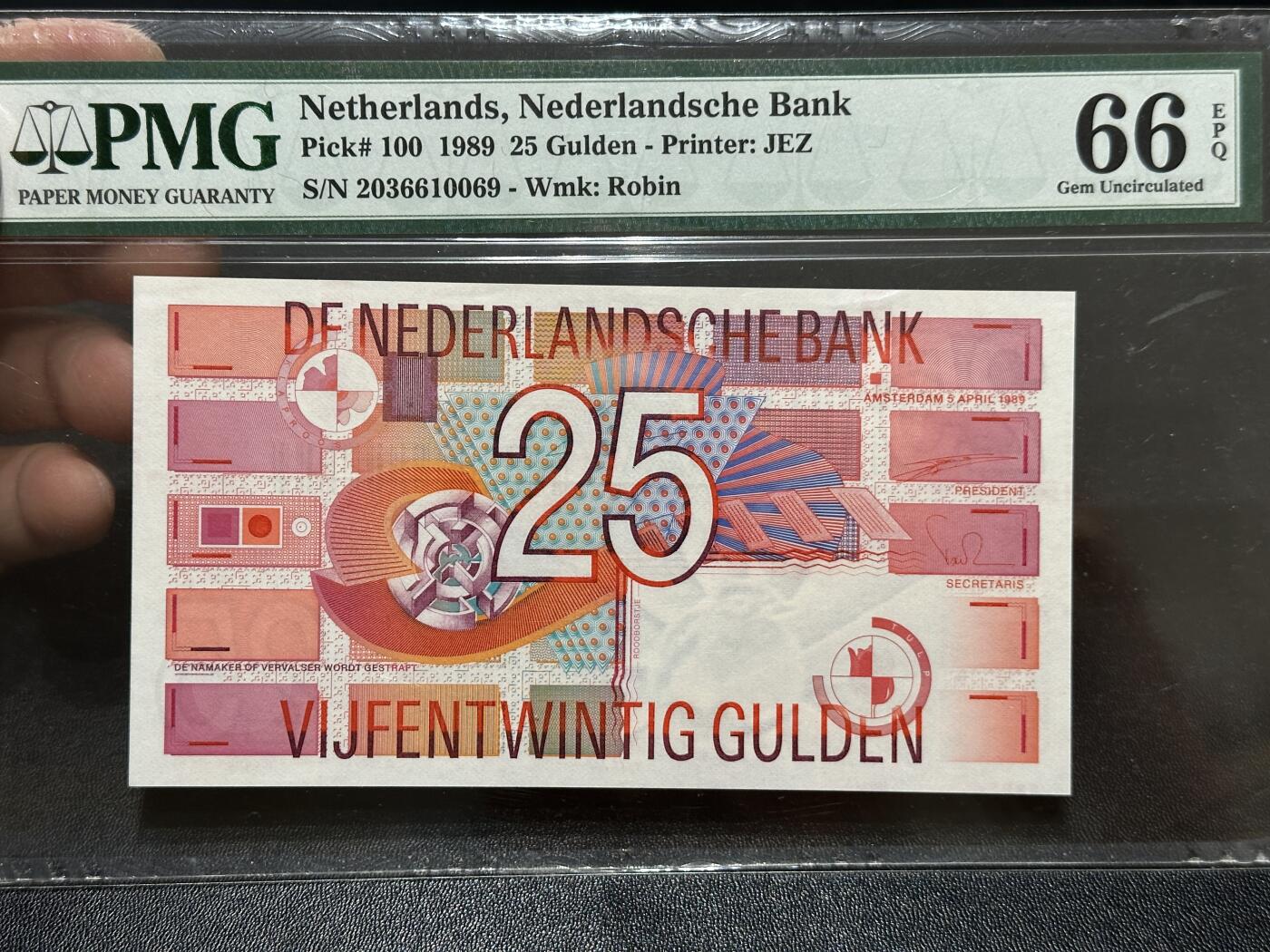 《外钞收藏家》第五百九十五期（优品场）（本平台长期征集拍品、欢迎藏友们联系合作）