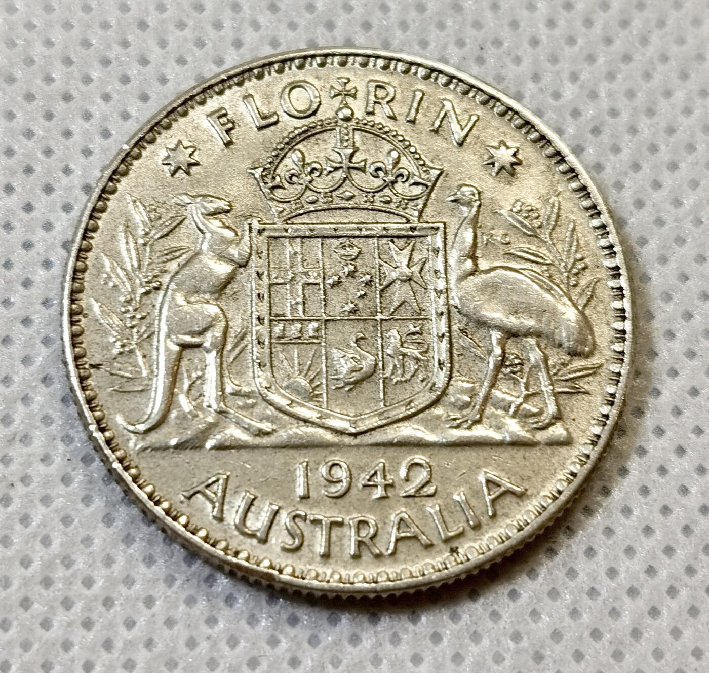 甄臻铺-世界币章拍卖（第44期）精品场拍品征集中，送拍享返佣金等优惠多多