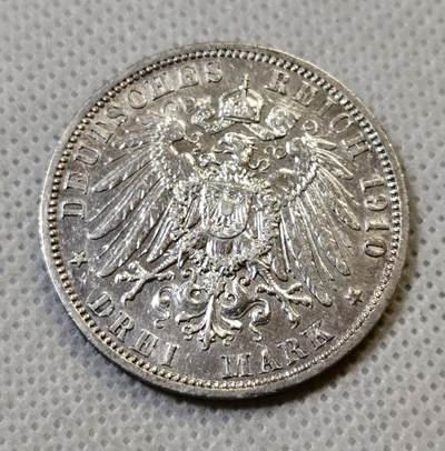 甄臻铺-世界币章拍卖（第44期）精品场拍品征集中，送拍享返佣金等优惠多多 德国普鲁士1910年3马克银币 16.6克 含银90% 纯银价210，细节见图