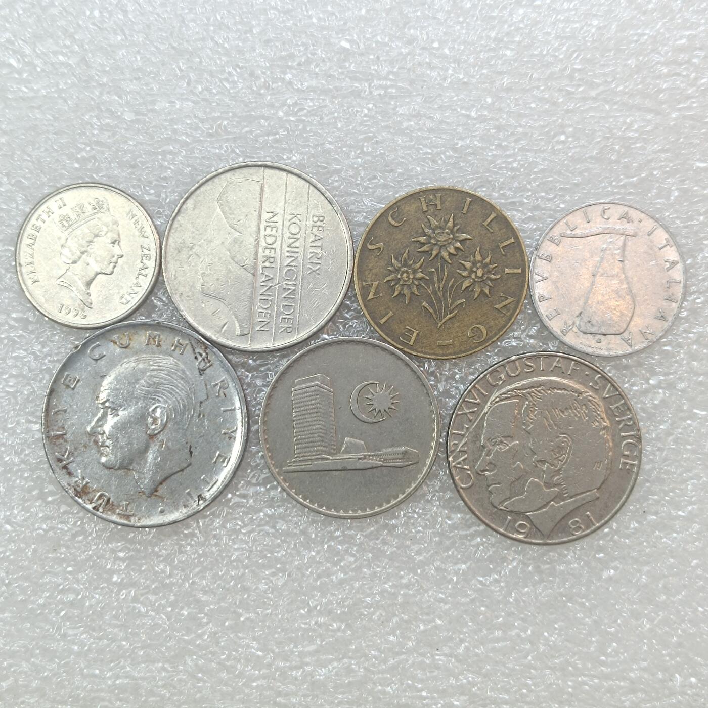 君烨收藏 0元起拍 散币场 每天一场 可留存 第29场 周日发货 25散币