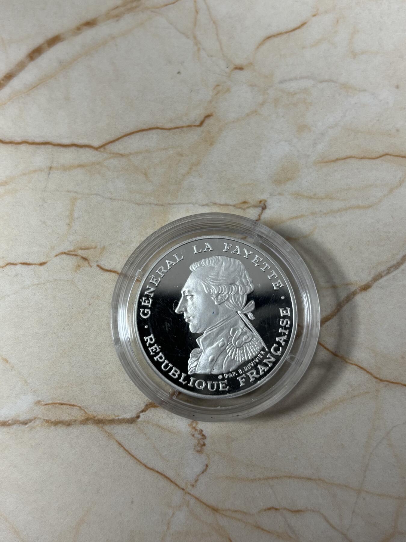 第185期拍卖 法国1987年人物拉法耶特·皮德福特30克加厚精制版本纪念银币，950银，银价426元