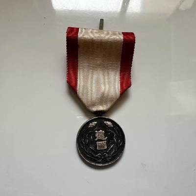 🌹外币初藏🌹🐯2025年第142场  每周二四六晚8️⃣点 接代拍 - 伪满洲国建国功劳章 非银复刻工艺品