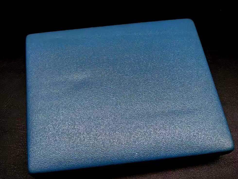 长老汇蛇年精选第八十三场拍卖 1999-2002年英国加厚英镑银币四枚一组，原盒无证书  币面有自然氧化  一共76克，含纯银70.3克，银价至少1000了，单枚发行量都在几千枚，成套发行量更少