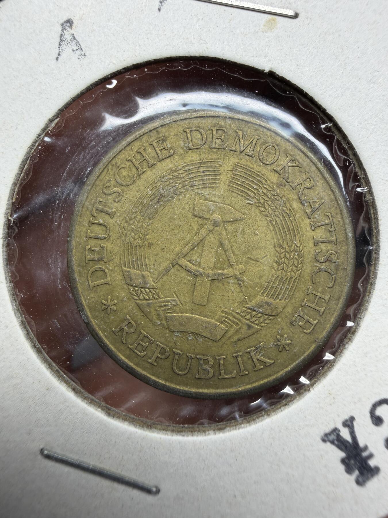 2025年集古藏今外币拍卖第十一期-第2场—（总第292拍），可以寄存60天，满160元包邮。 1969年东德20芬尼