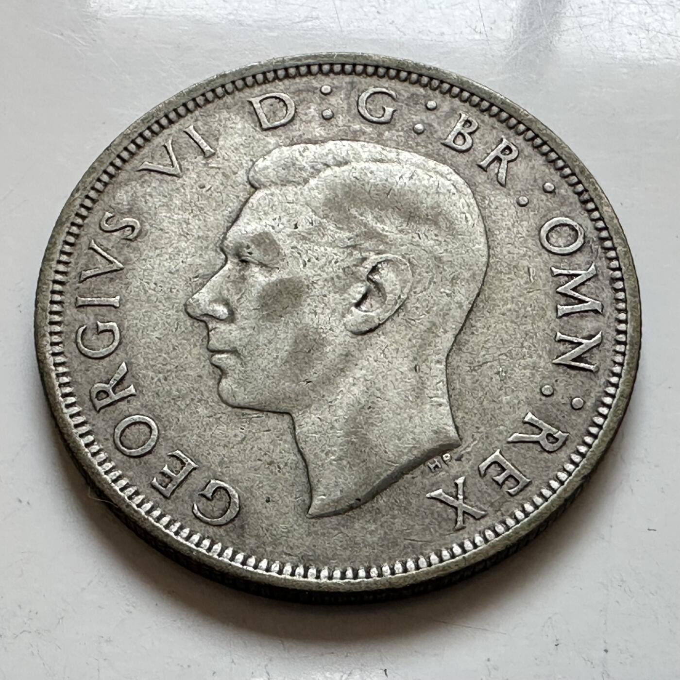 🌹外币初藏🌹🐯2025年第143场  每周二四六晚8️⃣点 接代拍 英国1946年半克郎银币 14.1克50%银