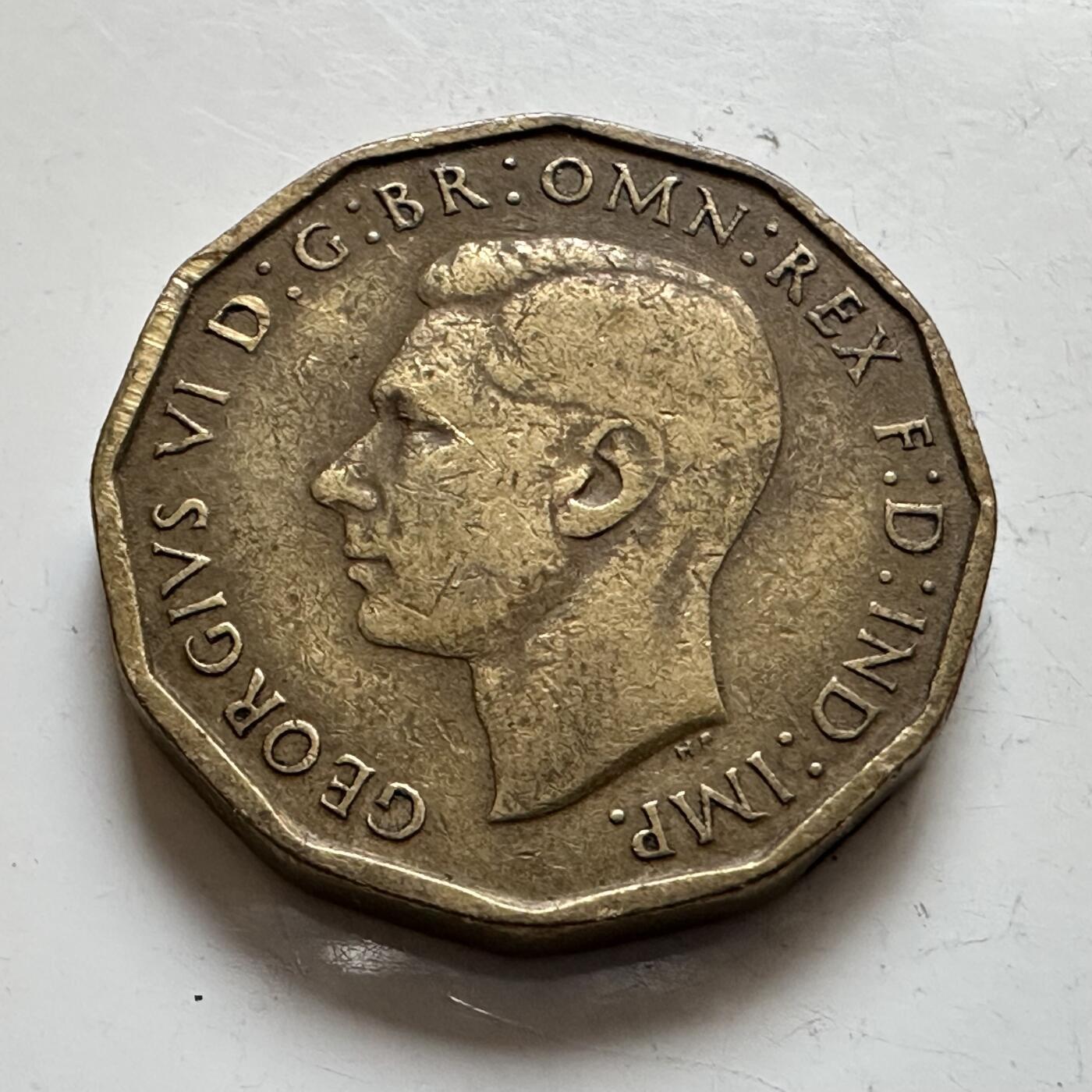 🌹外币初藏🌹🐯2025年第143场  每周二四六晚8️⃣点 接代拍 英国1942年 三便士 a