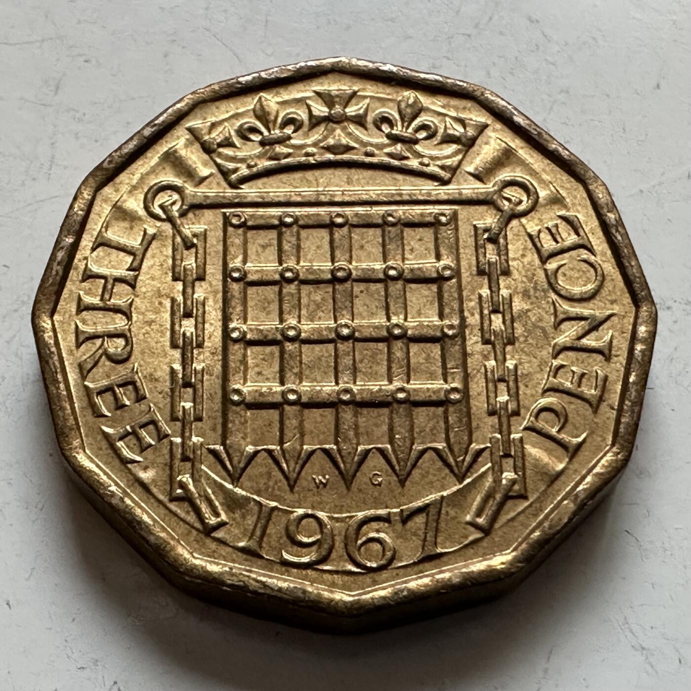 🌹外币初藏🌹🐯2025年第143场  每周二四六晚8️⃣点 接代拍 英国1967年 三便士