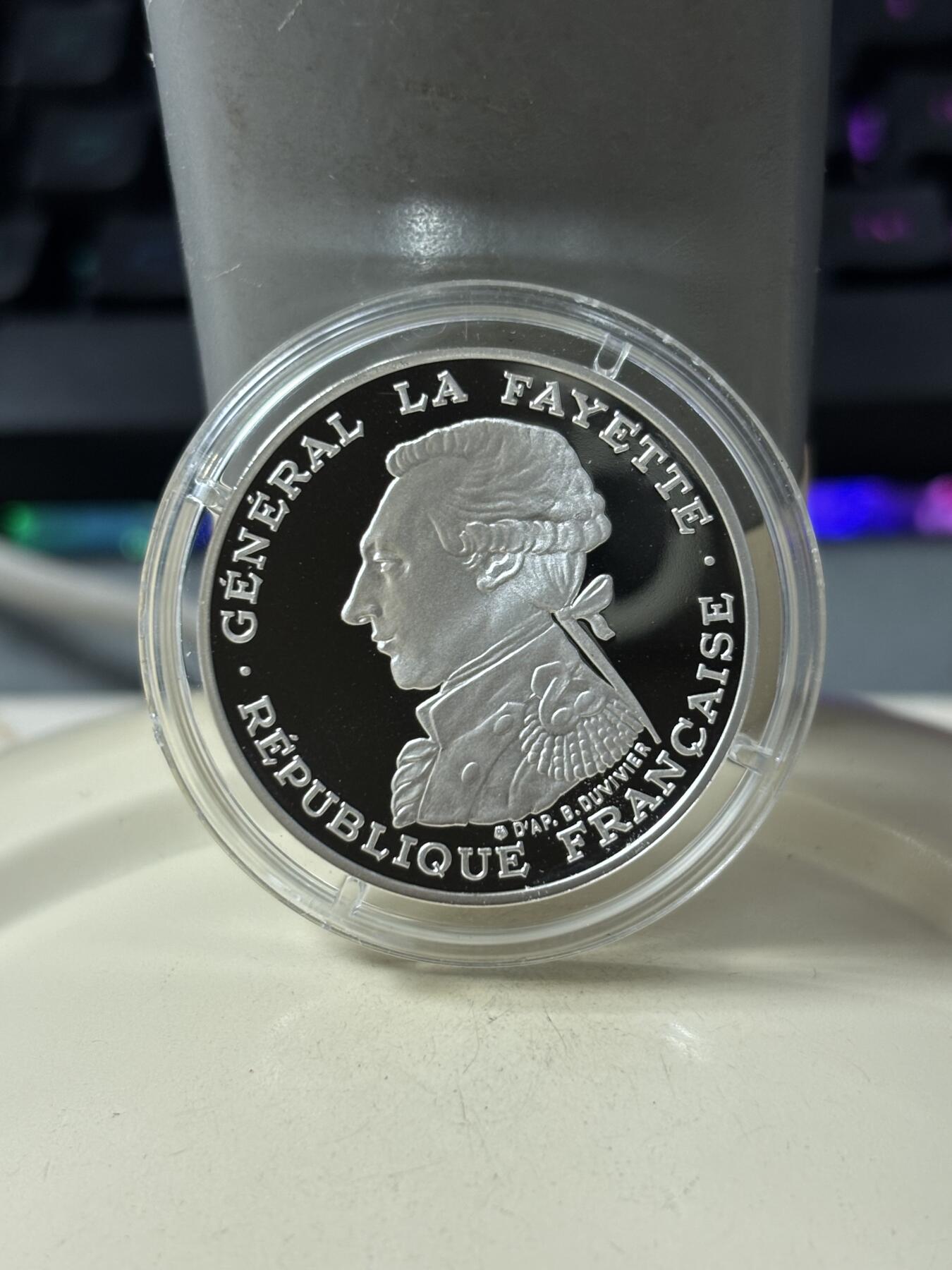 第185期拍卖 法国1987年人物拉法耶特·皮德福特30克加厚精制版本纪念银币，950银，银价426元