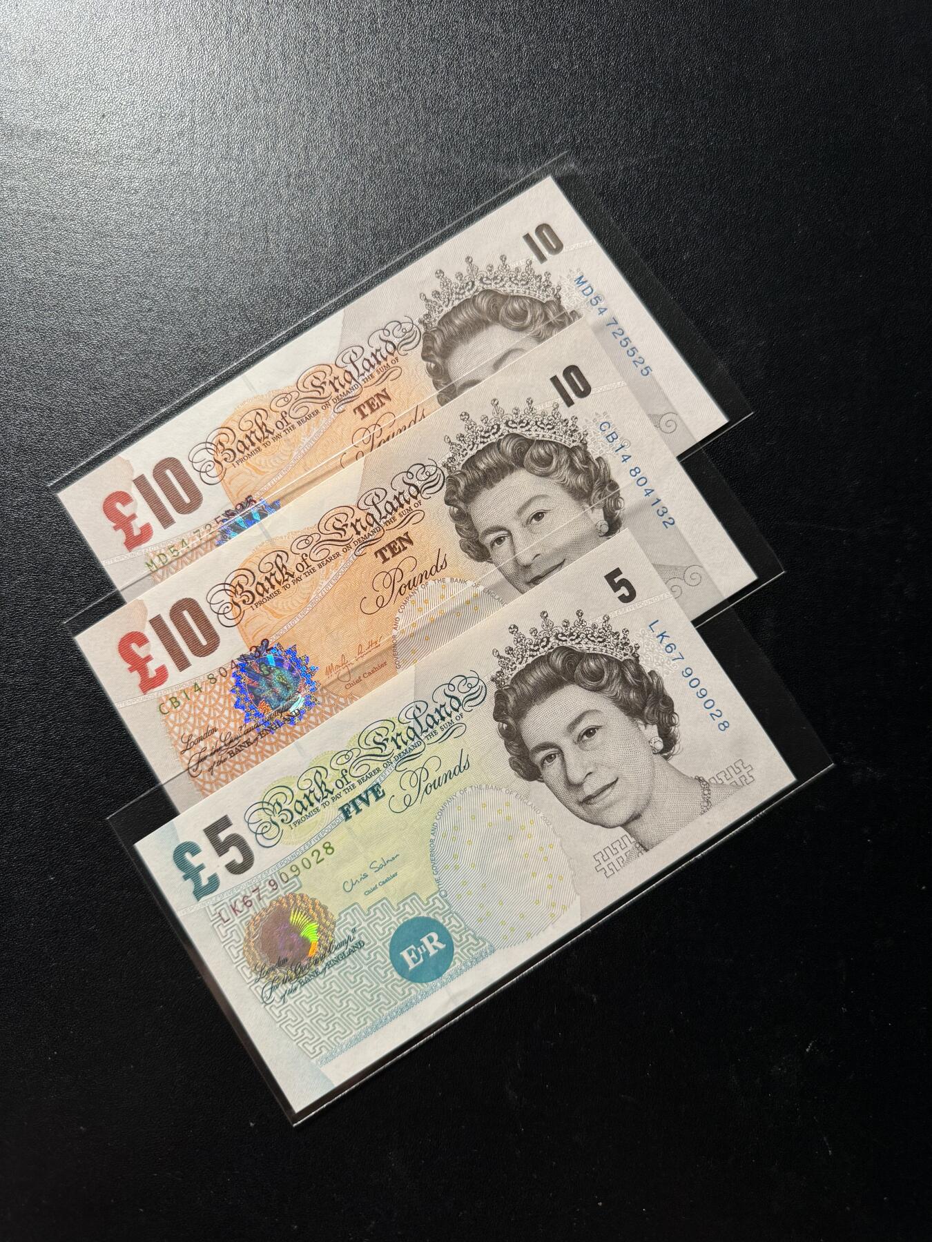 【外币出坑】0元0佣金起拍 无保留价 英国F序列 5磅 10磅 全新Unc 共3枚