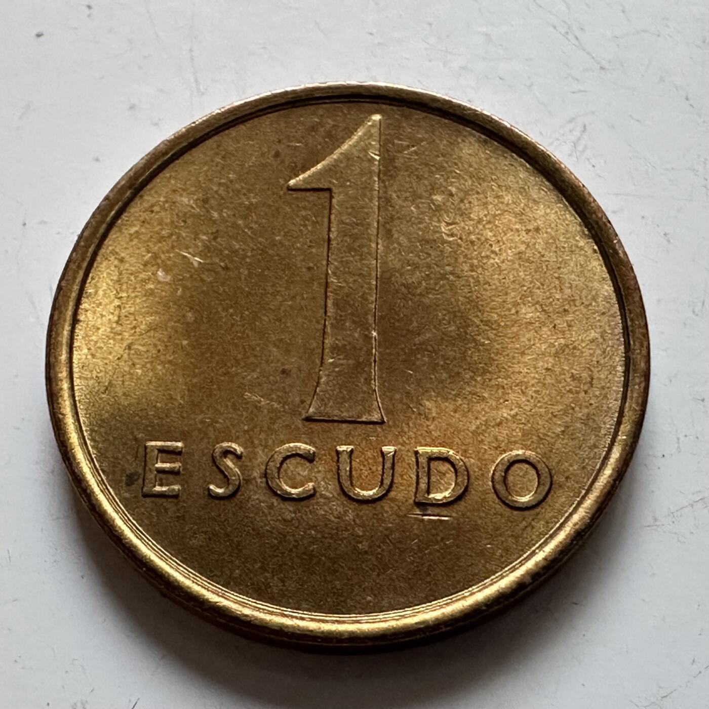 🌹外币初藏🌹🐯2025年第143场  每周二四六晚8️⃣点 接代拍 葡萄牙1985年一埃斯库多