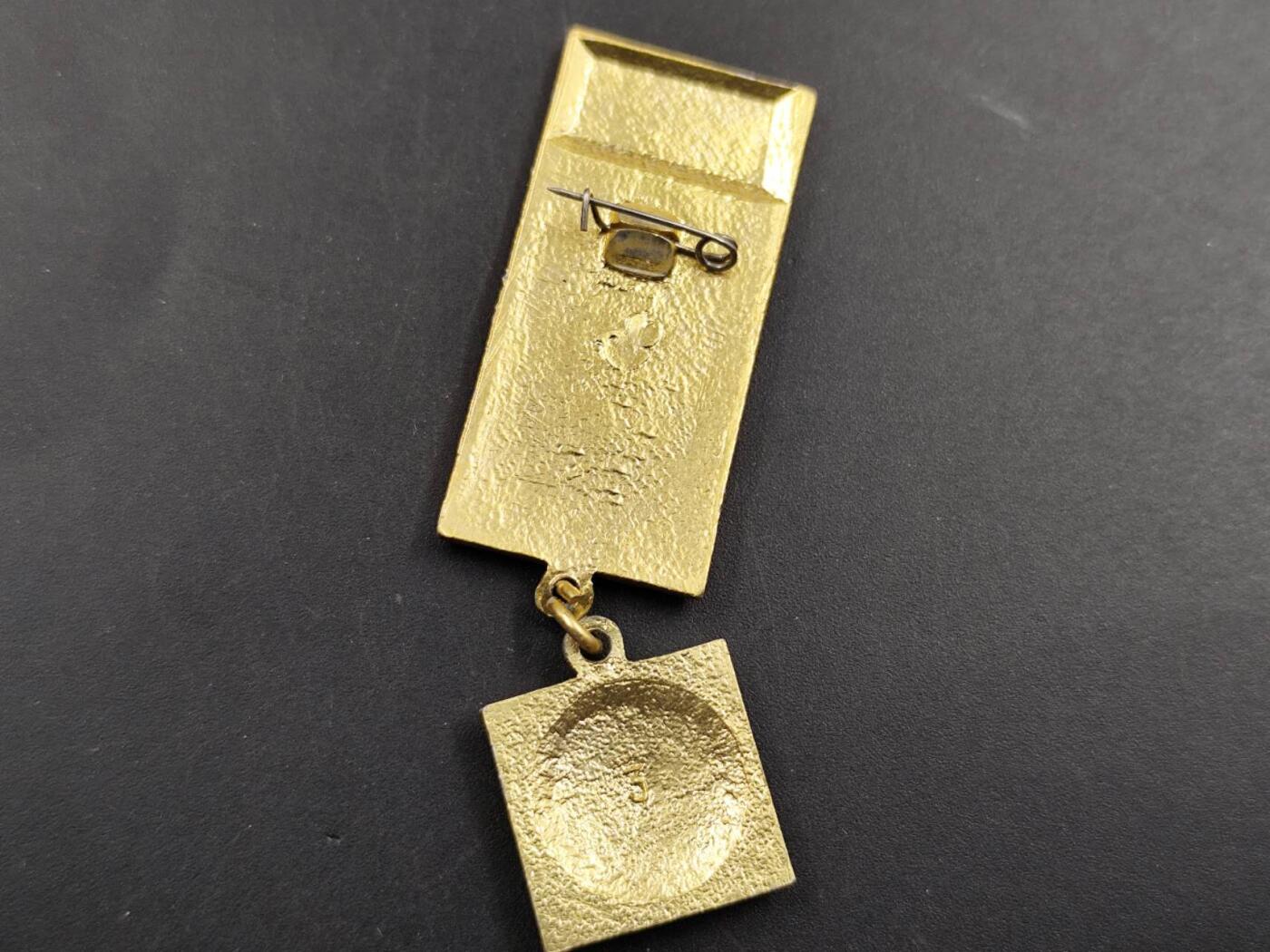 12月16日徽章钱币专场