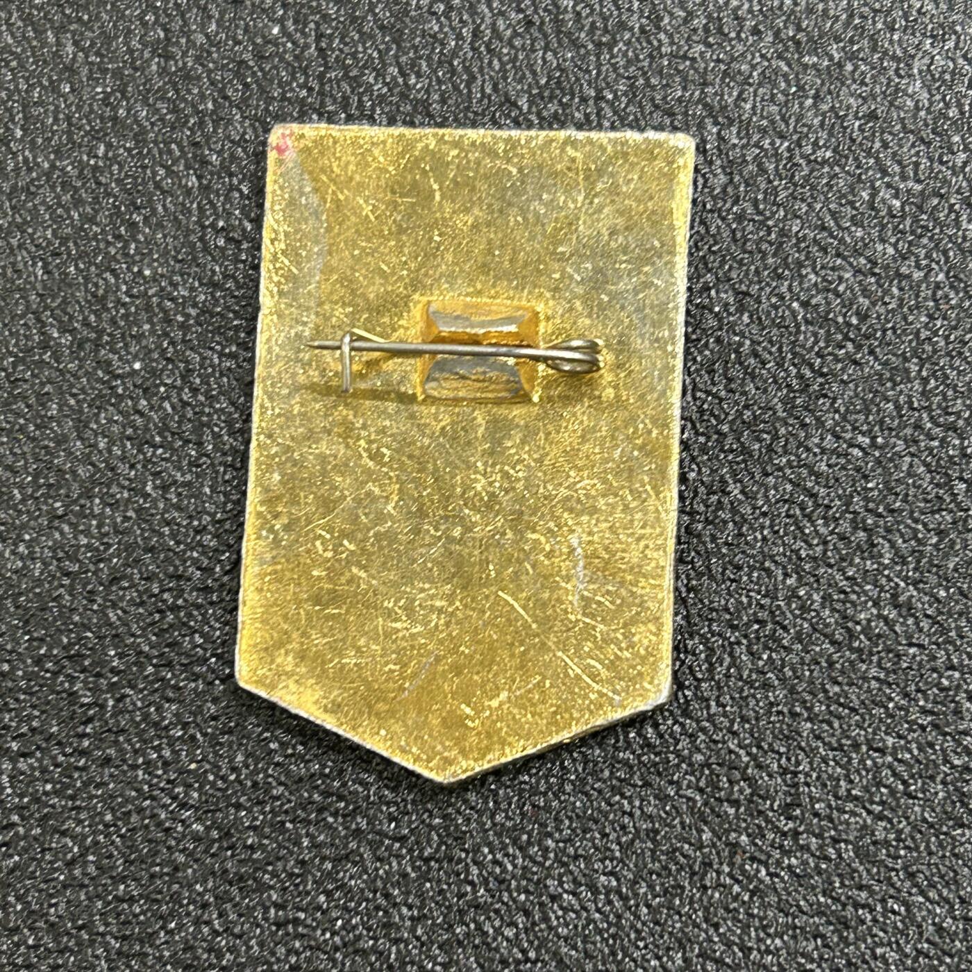 西秦中古拍卖第六十九期 苏联乌克兰劳动突击手奖章