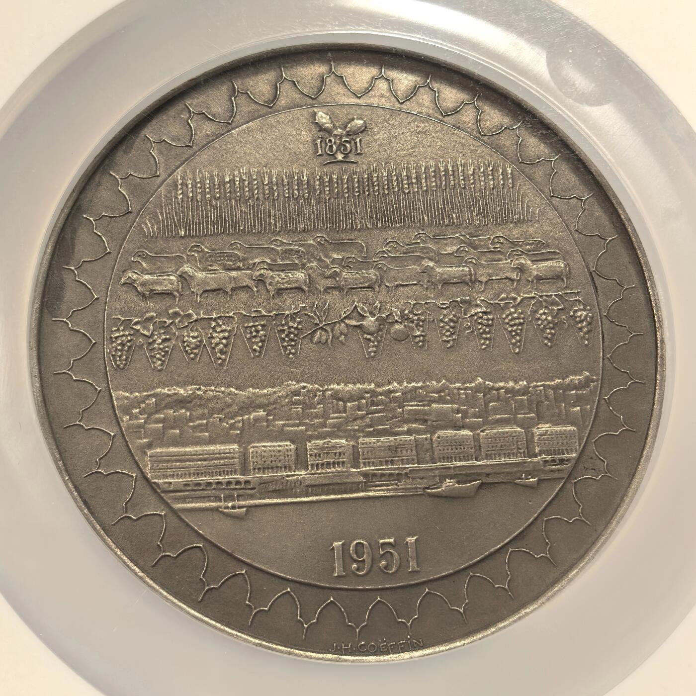 博洋堂世界钱币拍卖第153期（全场包邮） NGC MS64 唯一冠军！1951年阿尔及利亚突尼斯中央银行发行巨大银章，裸重179克，950银，现在算银价就超过2千5了！非洲殖民时期最后的辉煌！