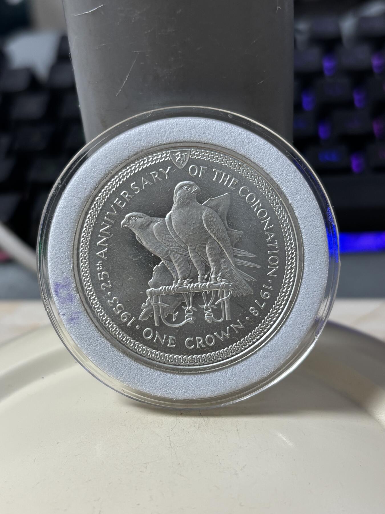 第185期拍卖 马恩岛1978年动物鸟类纪念银币，925银，28.28克。银价391元