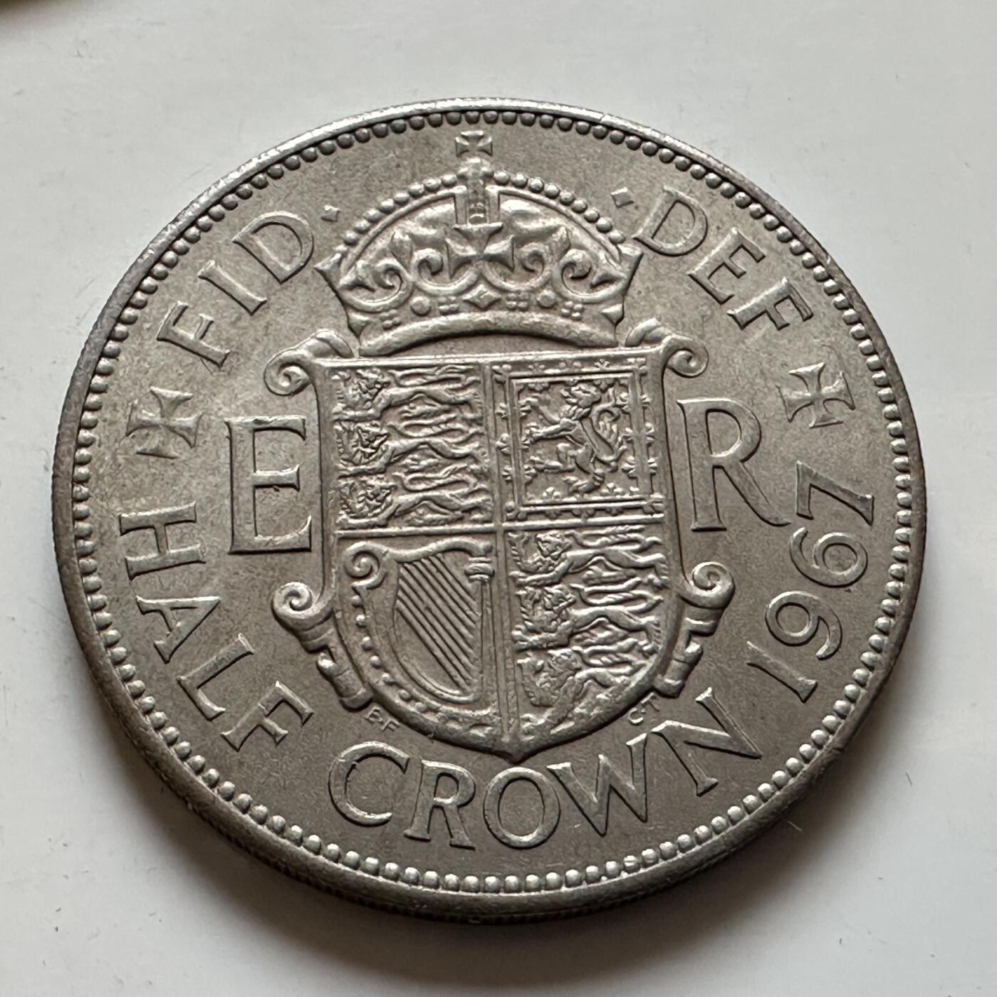 🌹外币初藏🌹🐯2025年第143场  每周二四六晚8️⃣点 接代拍 英国1967年半克郎 旧币制末版