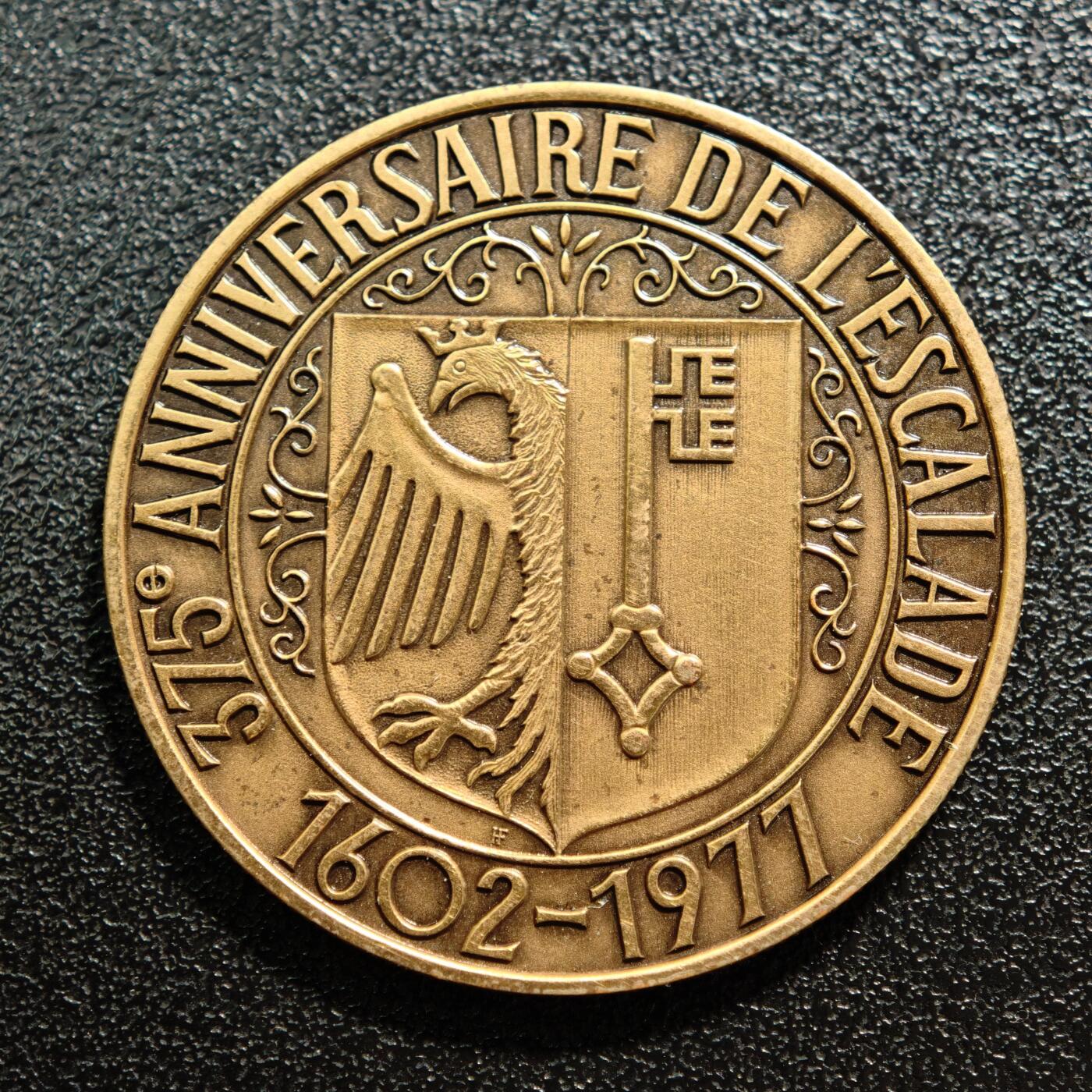 【德藏】世界币章拍卖第158期（拍品征集中~欢迎藏友联系） 1977年 瑞士日内瓦登城节775周年纪念铜章 纪念1602年日内瓦击退萨伏依公国入侵的登城事件 直径约：33.2mm；重约：13.1g