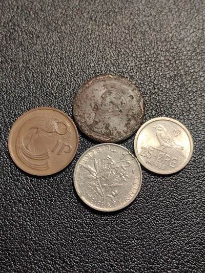 靖甫拍卖第十三场 - 各国四枚