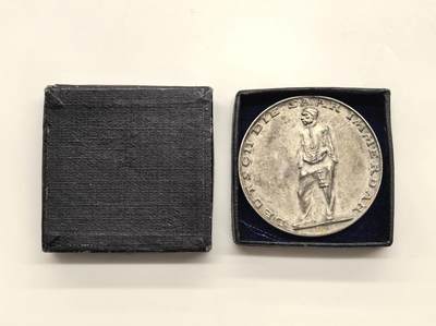 博洋堂世界钱币拍卖第153期（全场包邮） - 德国第三帝国1935年萨斯区公投纪念银章，原盒，完全未流通。