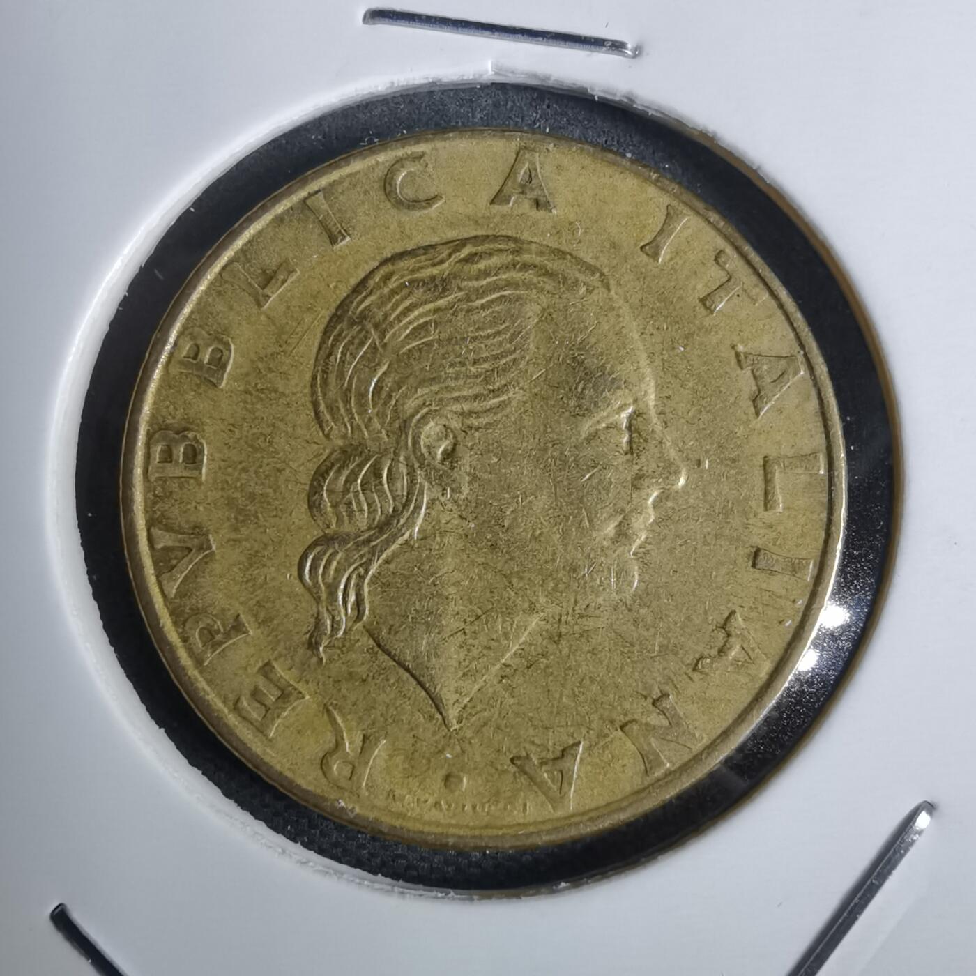 沼泽如烟--第938场 意大利1978年200里拉