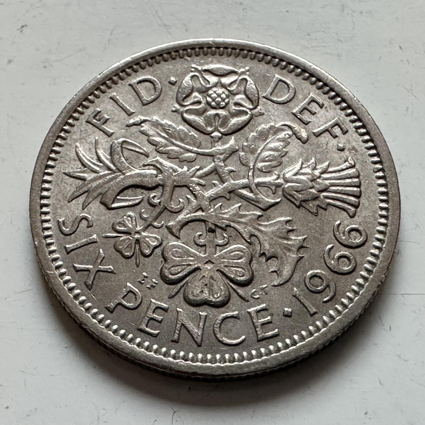 🌹外币初藏🌹🐯2025年第143场  每周二四六晚8️⃣点 接代拍 英国1966年 6便士 b