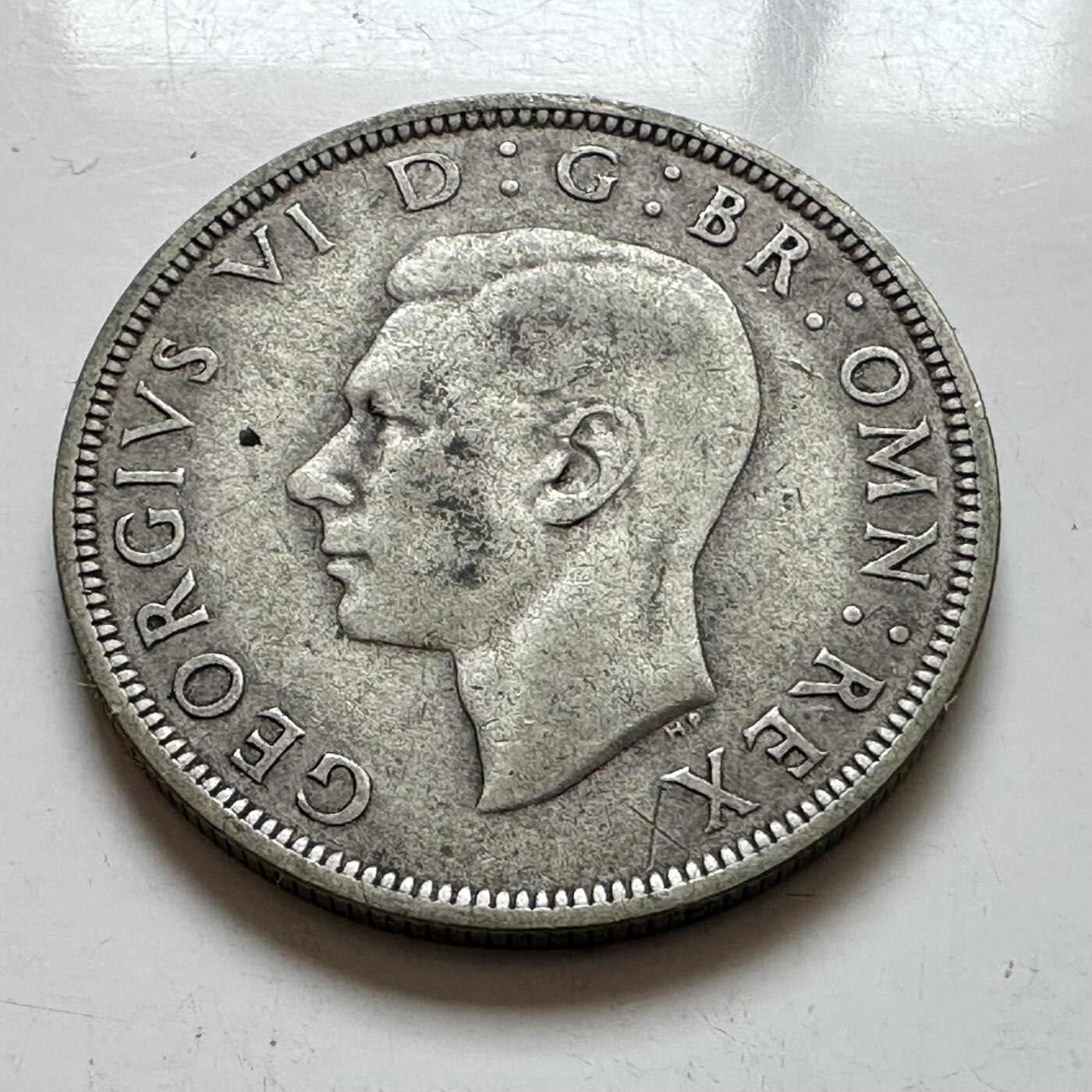 🌹外币初藏🌹🐯2025年第143场  每周二四六晚8️⃣点 接代拍 英国1942年半克郎银币 14.1克50%银