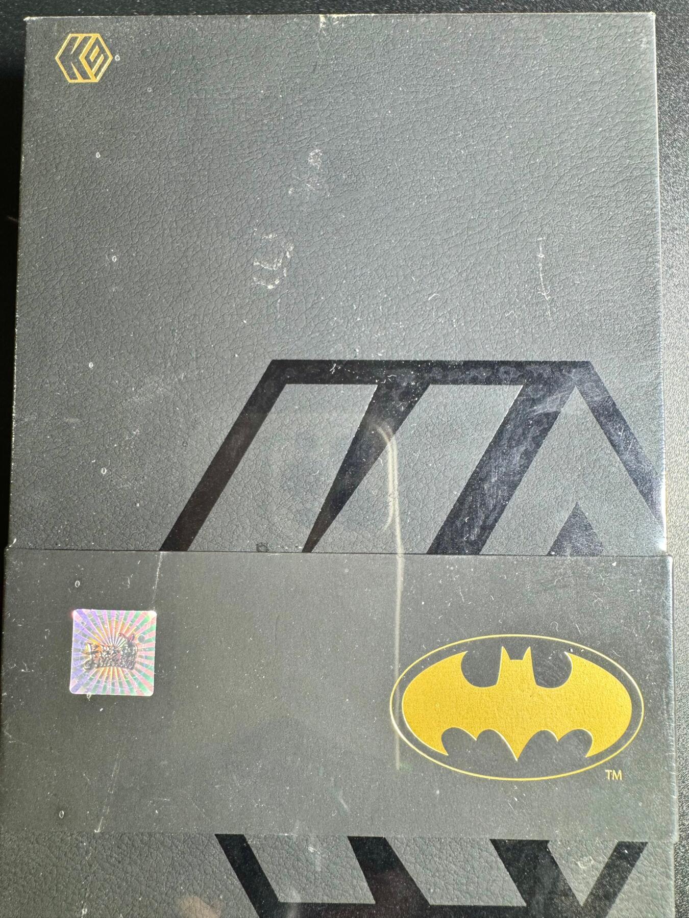 NO.18 好又多金牌大场，新店点关注不迷路！每周一站式配齐，方便凑单！（周6晚8点截拍，卖家送拍0抽成！） 卡游DC蝙蝠侠 侠影骑士  全新未拆一盒（典藏卡+卡砖+说明书）