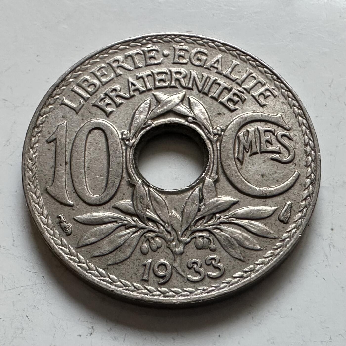 🌹外币初藏🌹🐯2025年第143场  每周二四六晚8️⃣点 接代拍 法国1933年十分