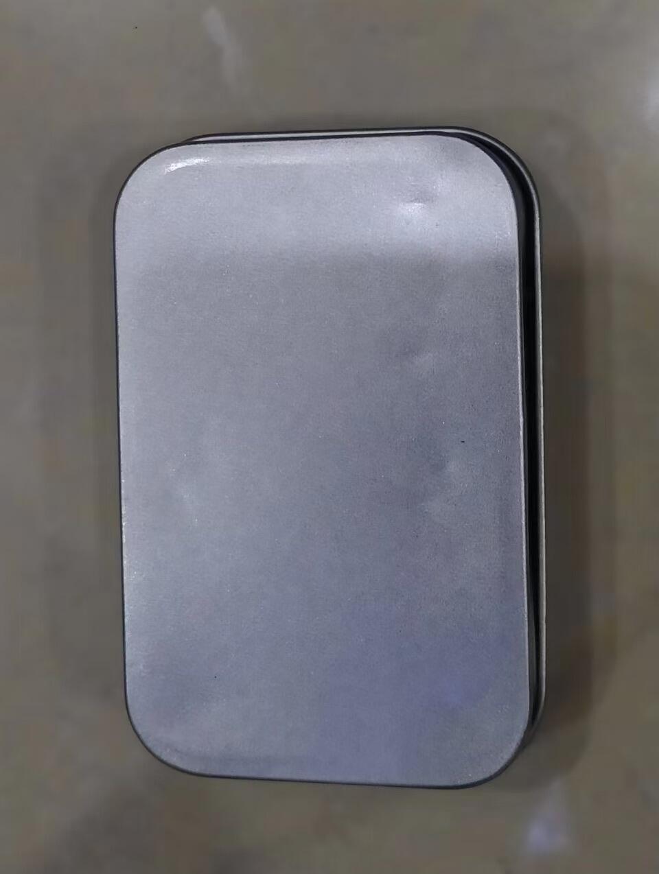 第185期拍卖  纽埃2016年，罗马诺 名画系列-“耶稣和抹大拉的玛利亚”，异形、彩色精制银币. 盒证全. 带展示支架的原盒，高颜值漂亮银币. 大师名画系列银币. 国外售价151美元