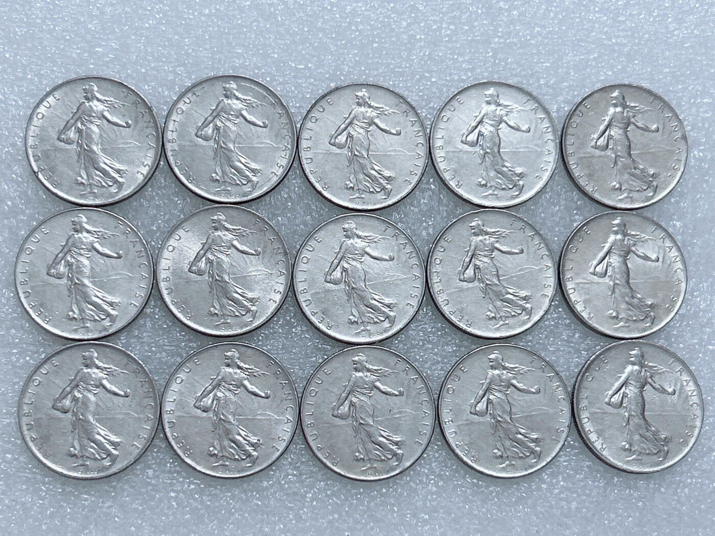 第一海外回流一元起拍收藏 散集专场  第278期 法国1法郎硬币 15枚