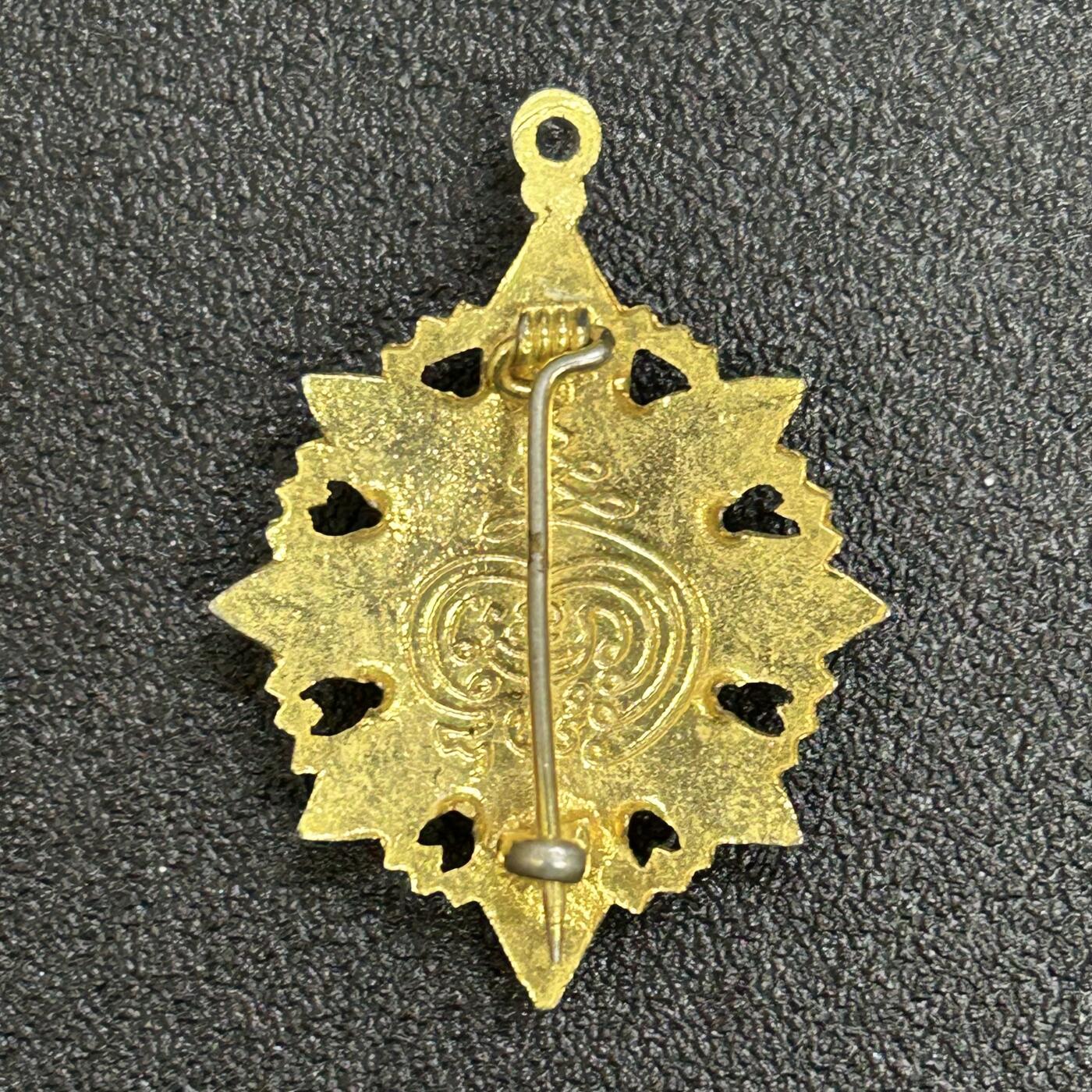 西秦中古拍卖第六十九期 泰国诗琳通公主嘉奖奖章