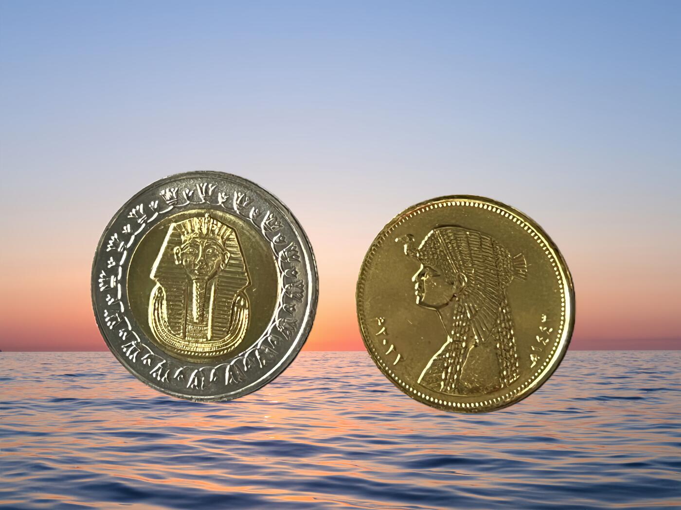 埃及图坦卡蒙双色+埃及艳后克里欧佩特拉   共两枚  品相随机 （10日内发货）