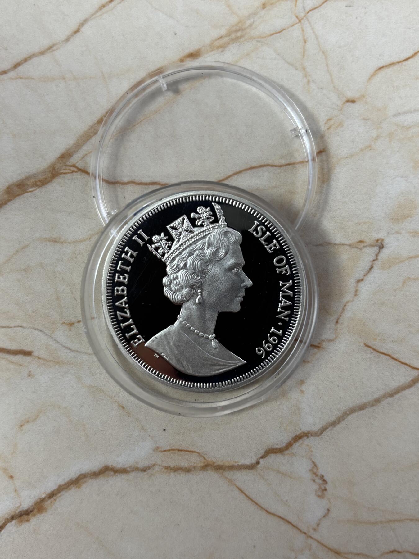 第185期拍卖 马恩岛1996年波希米亚画家100周年精制纪念银币。925银，20克，材料价276.57元