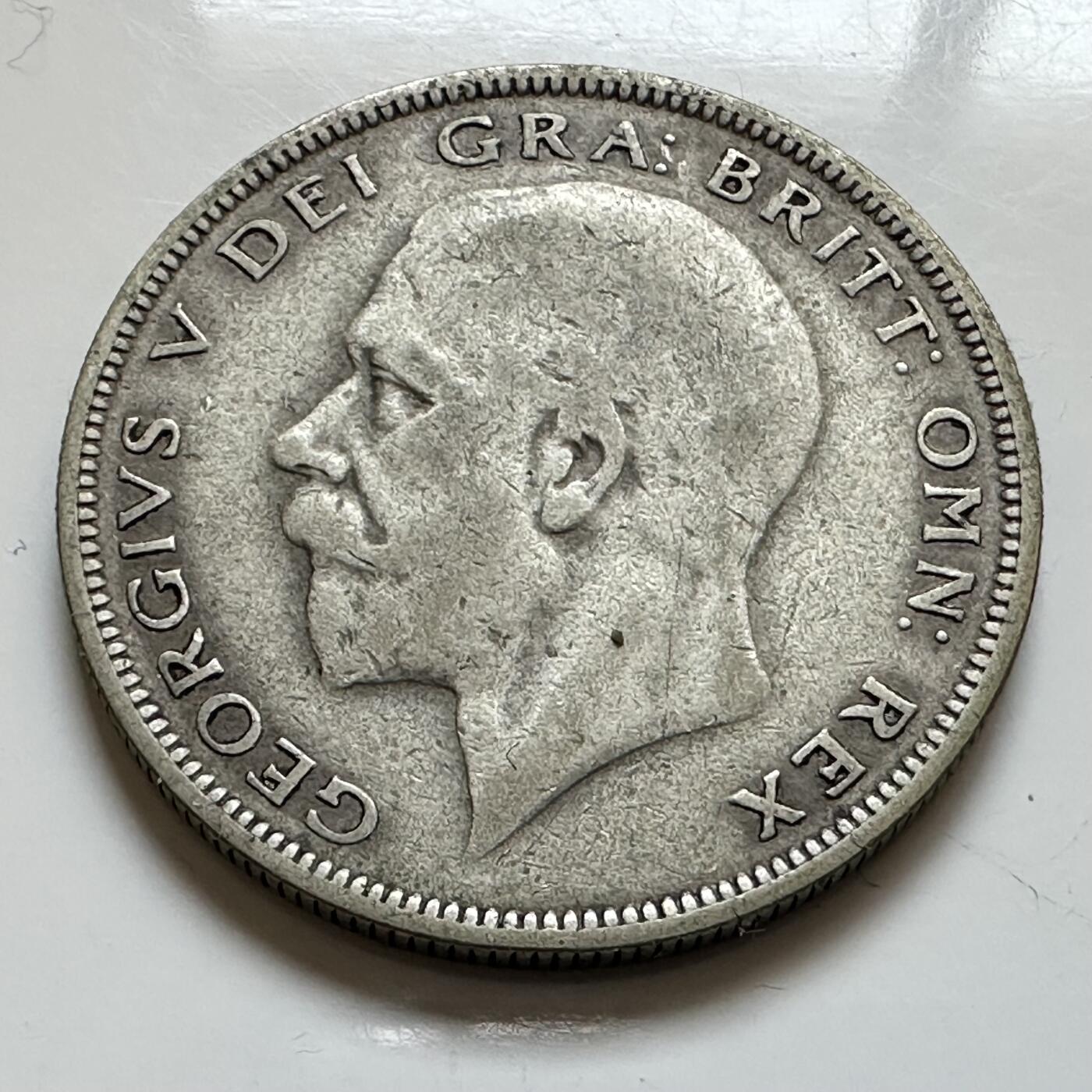 🌹外币初藏🌹🐯2025年第143场  每周二四六晚8️⃣点 接代拍 英国1935年半克郎银币 14.1克50%银