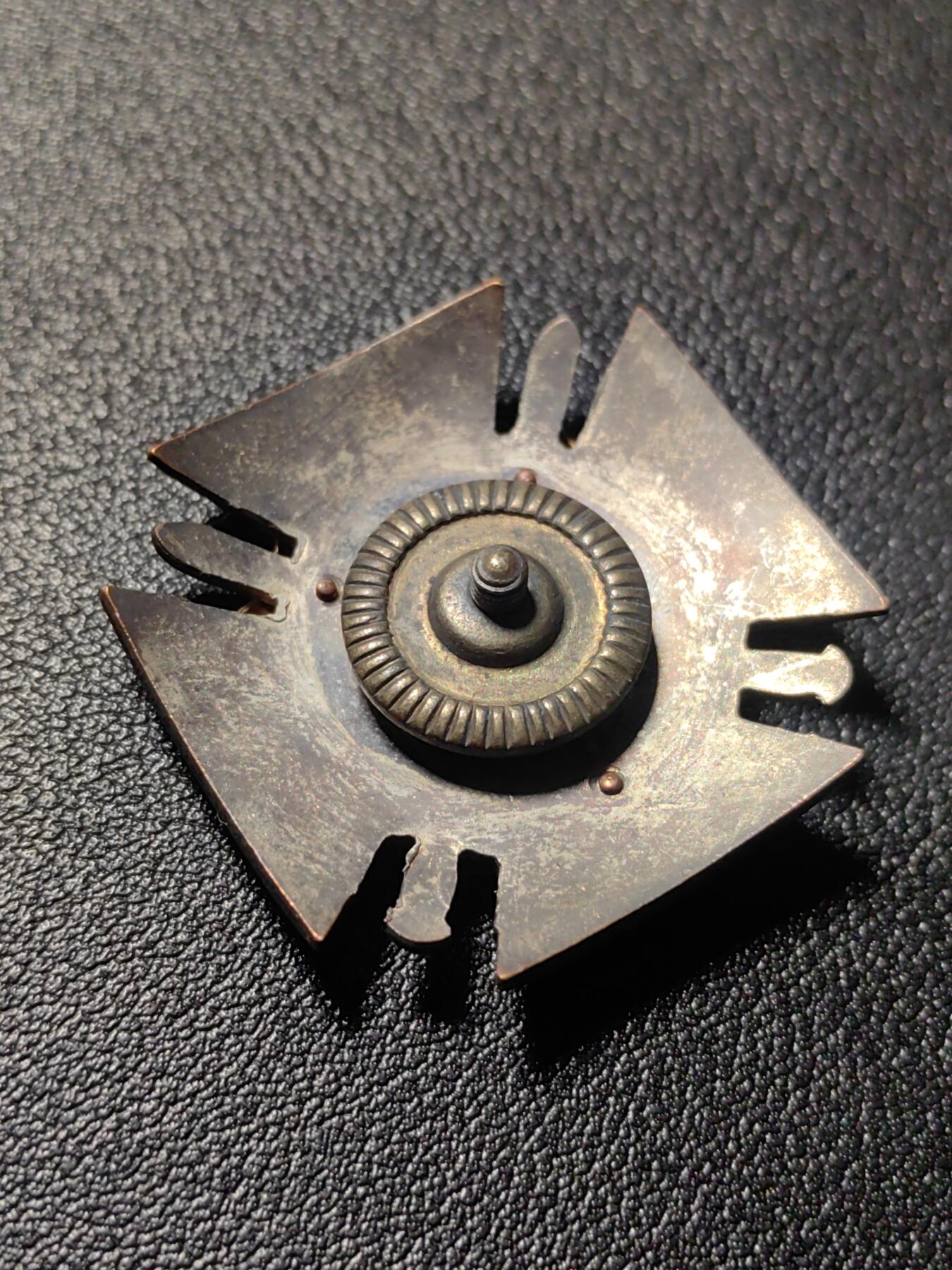 靖甫拍卖第十三场 芬兰士官学校校徽证章