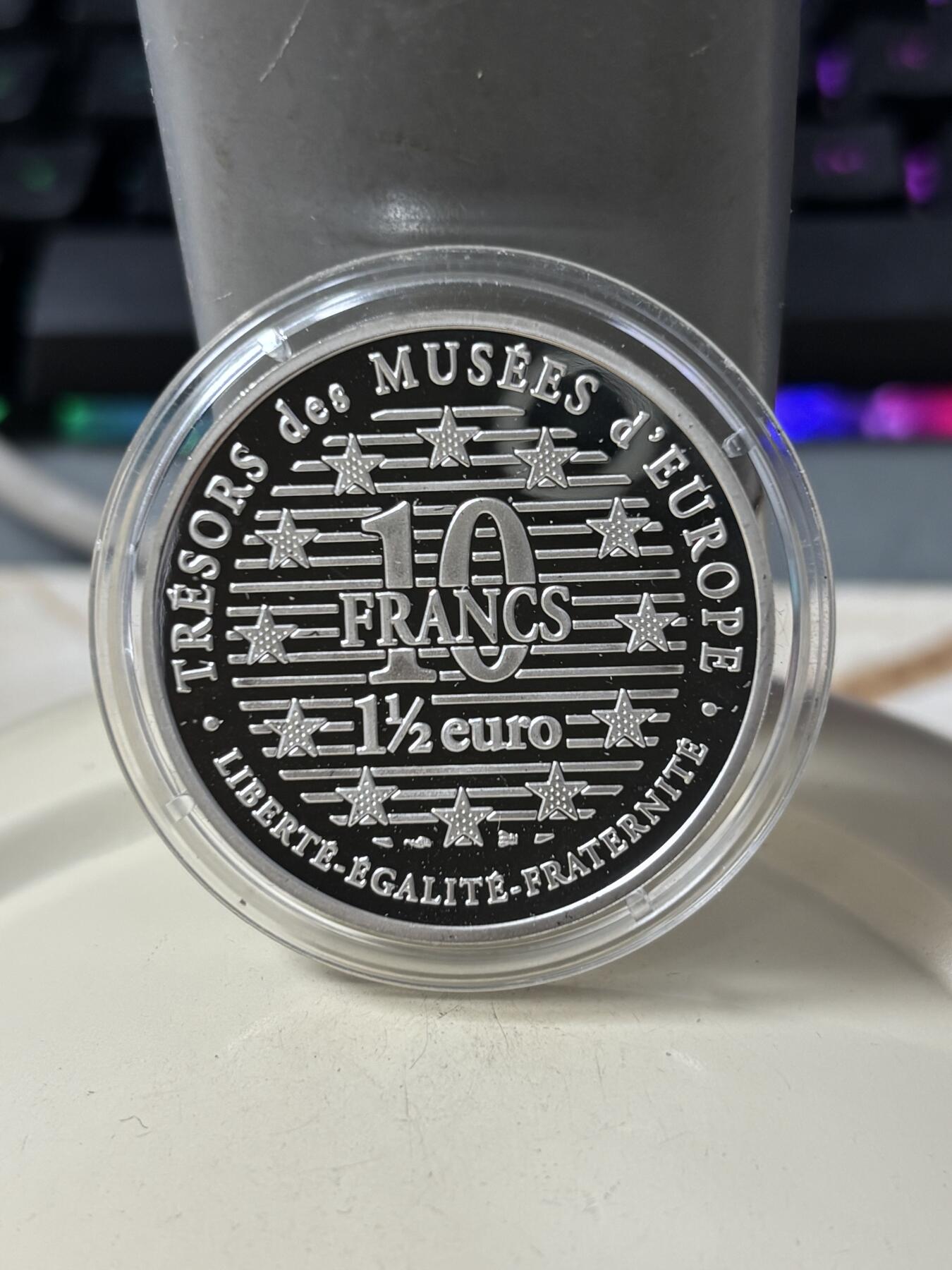 第185期拍卖 法国1996年卢浮宫馆藏系列2组古代骑士兵马俑银币，900银，22.2克，银价299