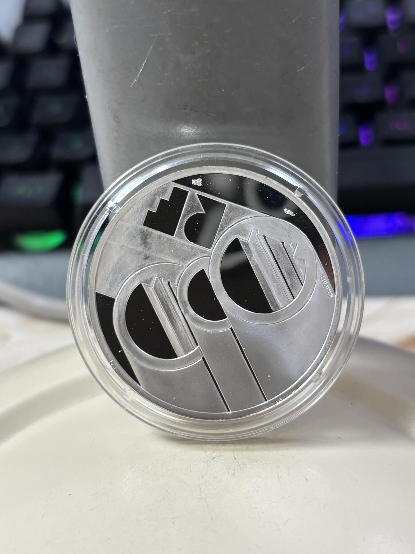 第185期拍卖 获奖币法国1994年英吉利海峡隧道通车双面值银币，900银，22.2克，发行20000枚，银价299元