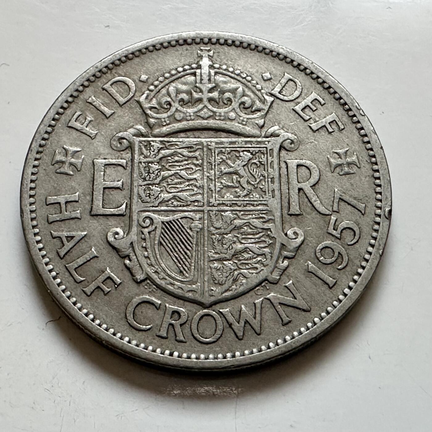 🌹外币初藏🌹🐯2025年第143场  每周二四六晚8️⃣点 接代拍 英国1957年半克郎 