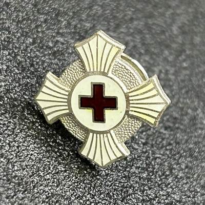 西秦中古拍卖第六十九期 - 日本红十字银色有功章 银制带银标 重2克