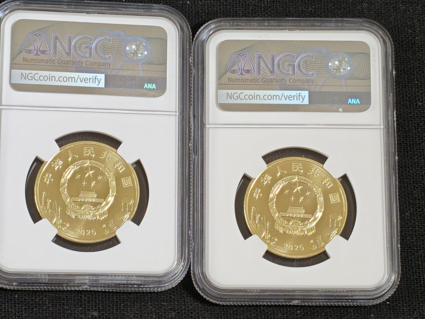 刘世昌艺术品销售中心～虎踞龙蟠*金杨在线联拍群第512期 2025年流通纪念币“京剧艺术-净角”【首日标】（NGC MS9.8PL  串号：8579008-044、045）共2枚。