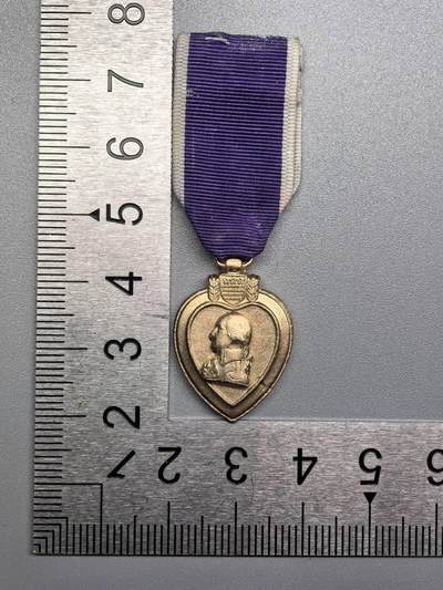 小驴勋章奖章收藏12月20日周六晚六点拍卖（珍爱和平，收藏战争，铭记历史，勿忘国耻，忠党爱国。有偿代拍，送拍规则在简介最后，参拍须阅读规则后再参拍，关系到运费包装发货时效真假辨别等关键信息，拍卖时不再发原图，看大图店主微信码在拍卖店铺介绍里） - 美军紫心勋章迷你章G23标