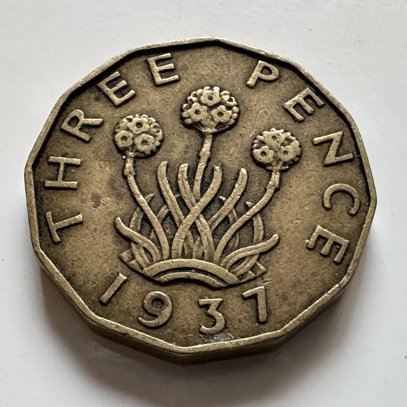 🌹外币初藏🌹🐯2025年第143场  每周二四六晚8️⃣点 接代拍 英国1937年 三便士