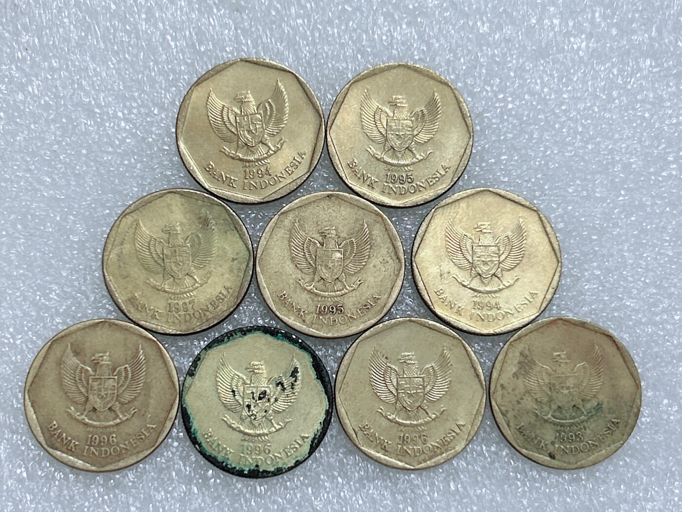 第一海外回流一元起拍收藏 散集专场  第278期 印度尼西亚耕牛版100卢比铜币 9枚