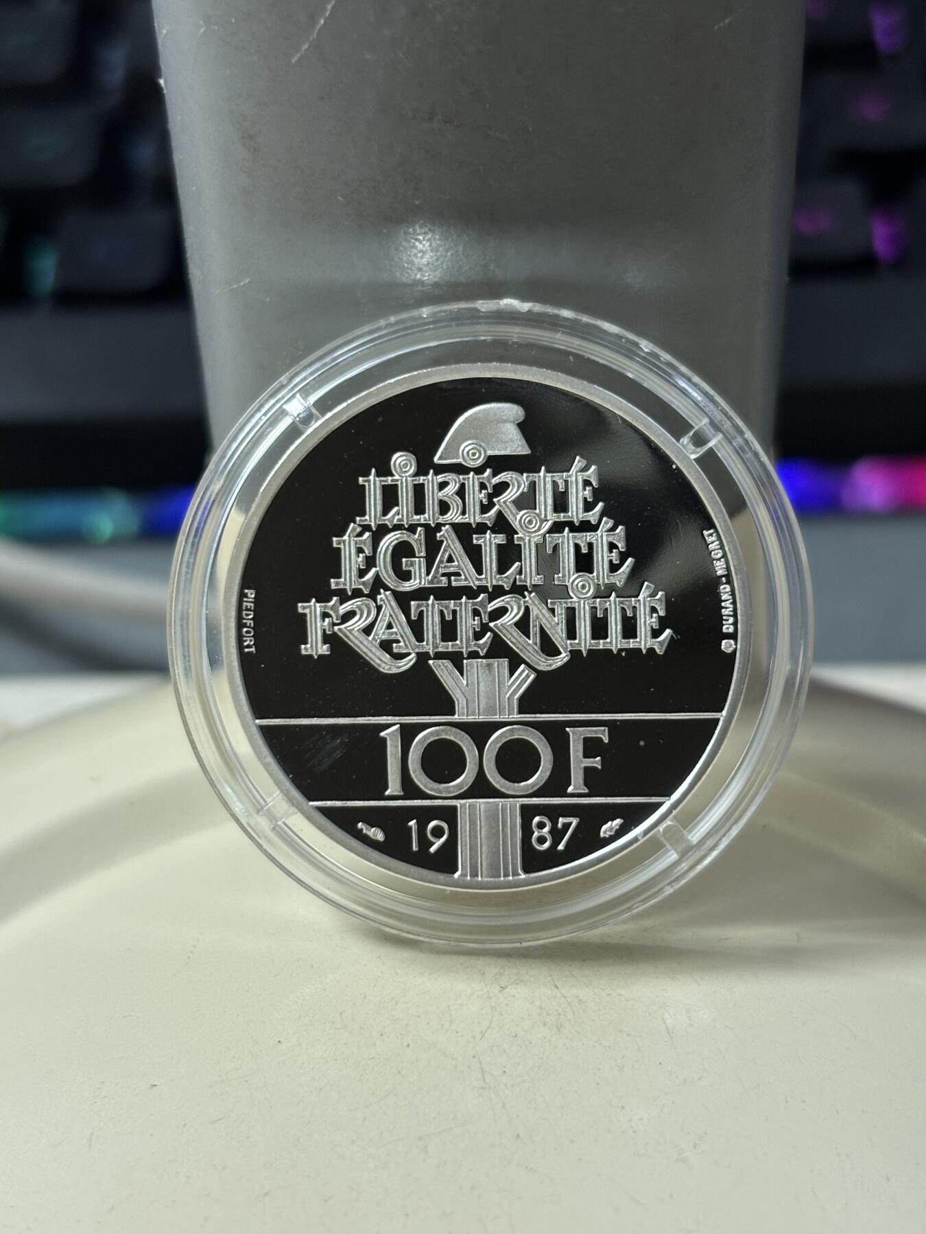 第185期拍卖 法国1987年人物拉法耶特·皮德福特30克加厚精制版本纪念银币，950银，银价426元