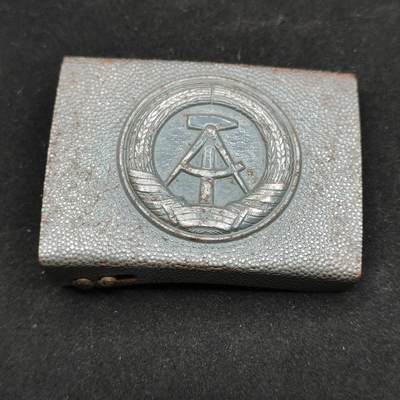 0元起拍勋章 第320期 咸鱼国勋章拍卖专场 12月21日（周日）下午6：00开始 - 东德陆军腰带扣