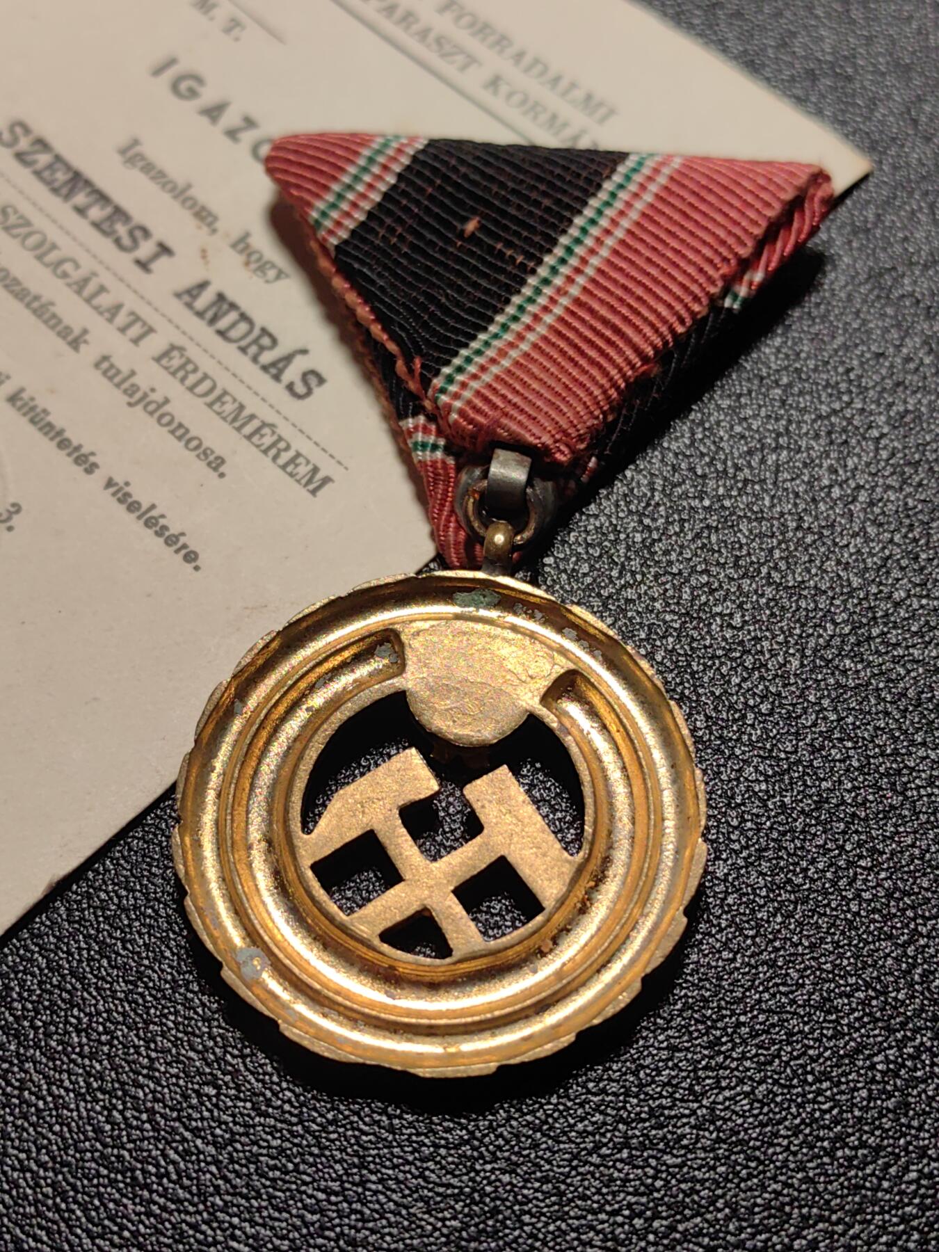 靖甫拍卖第十三场 匈牙利矿业功绩奖章带证