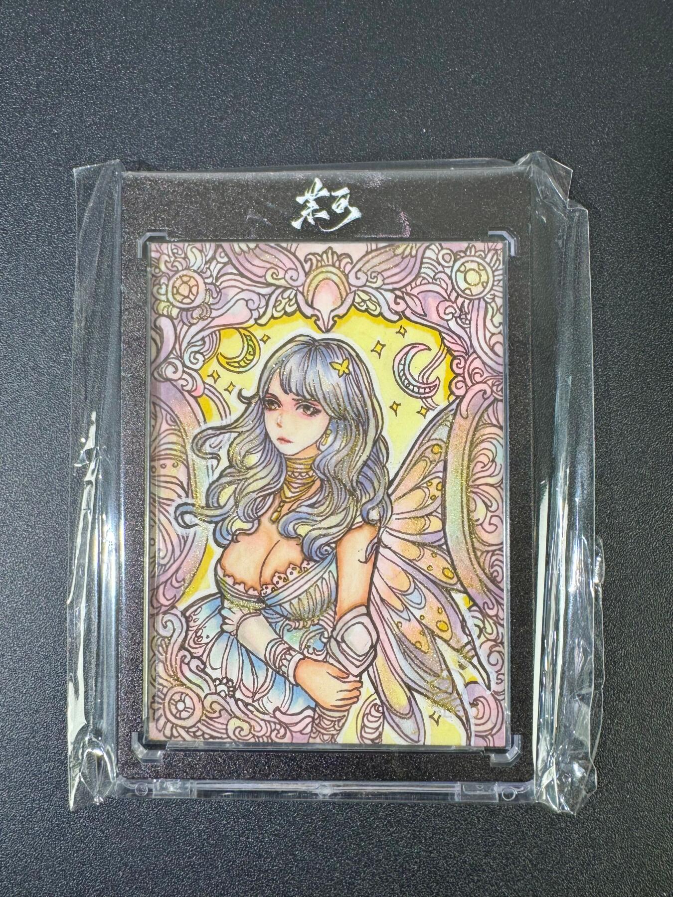 NO.18 好又多金牌大场，新店点关注不迷路！每周一站式配齐，方便凑单！（周6晚8点截拍，卖家送拍0抽成！） 【1/1手绘卡】手绘卡 画师甜心暴龙 女神 【流光蝶翼裹清风，仙姿绰约入画来】