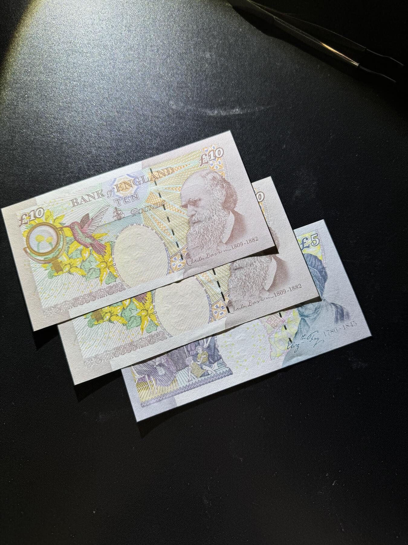 【外币出坑】0元0佣金起拍 无保留价 英国F序列 5磅 10磅 全新Unc 共3枚