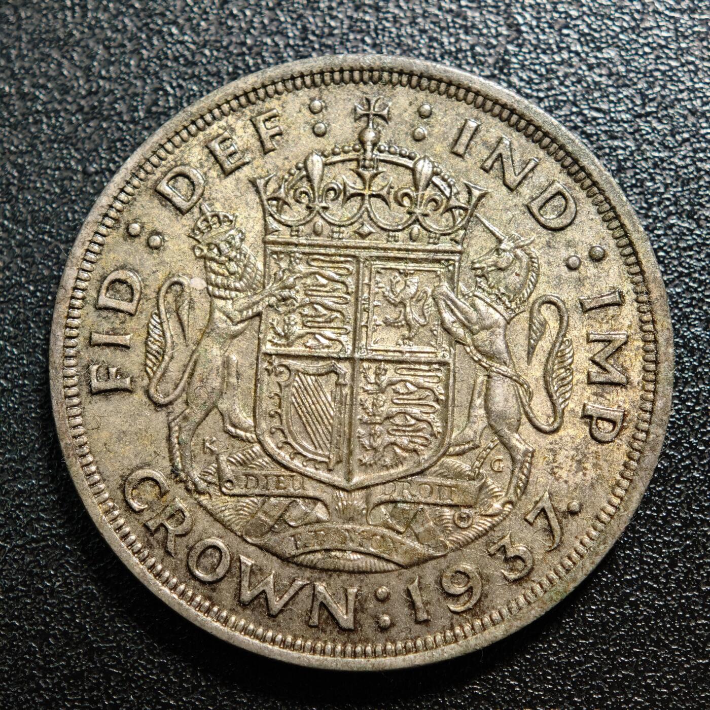 【德藏】世界币章拍卖第158期（拍品征集中~欢迎藏友联系） 3枚一组 1931年 丹麦威廉敏娜女王2.5盾银币 及 1868年 比利时利奥波德二世5法郎银币 及  1937年 英国乔治六世登基克朗纪念银币 详细尺寸请看拍品介绍